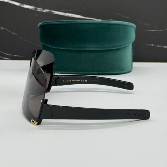 NEW GG1631S 004 GUCCI BLACK GREY OVERSIZED WOMEN GUCCI SUNGLASSES - Picture 9 of 14